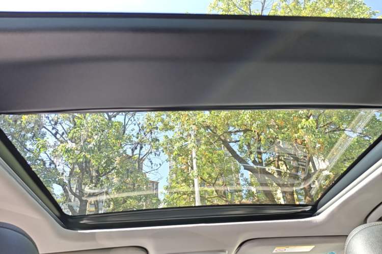 Used Toyota Camry 2021 2.5G Luxury Edition Headliner