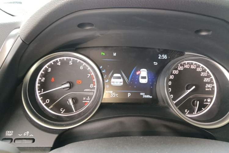 Used Toyota Camry 2021 2.0G Luxury Edition Instrument Cluster