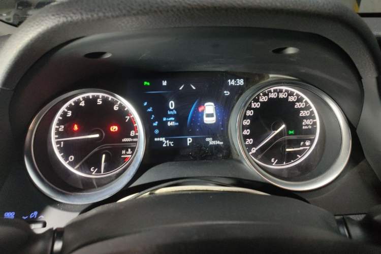 Used Toyota Camry 2021 2.0G Luxury Edition Instrument Cluster
