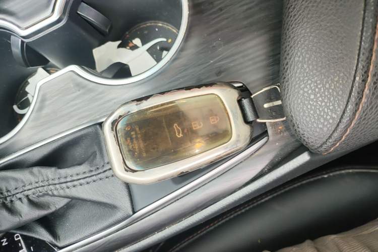 Used Toyota Camry 2021 2.0G Luxury Edition Interior 1