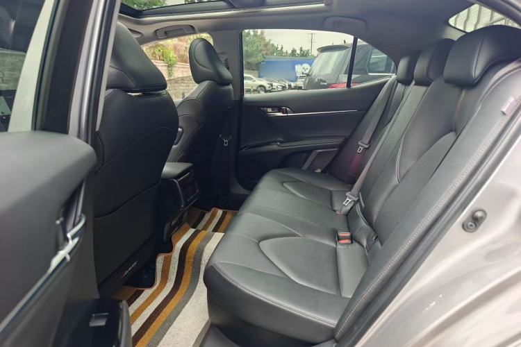 Used Toyota Camry 2021 Dual-Motor 2.5HG Luxury Edition Interior 2