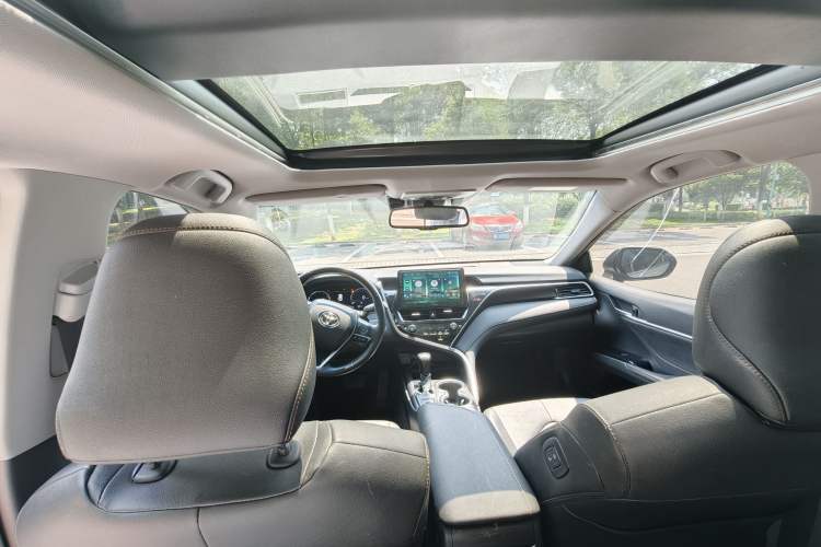Used Toyota Camry 2021 2.5G Luxury Edition Interior 3