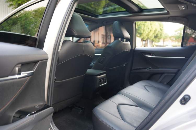 Used Toyota Camry 2021 2.5G Luxury Edition Interior 4