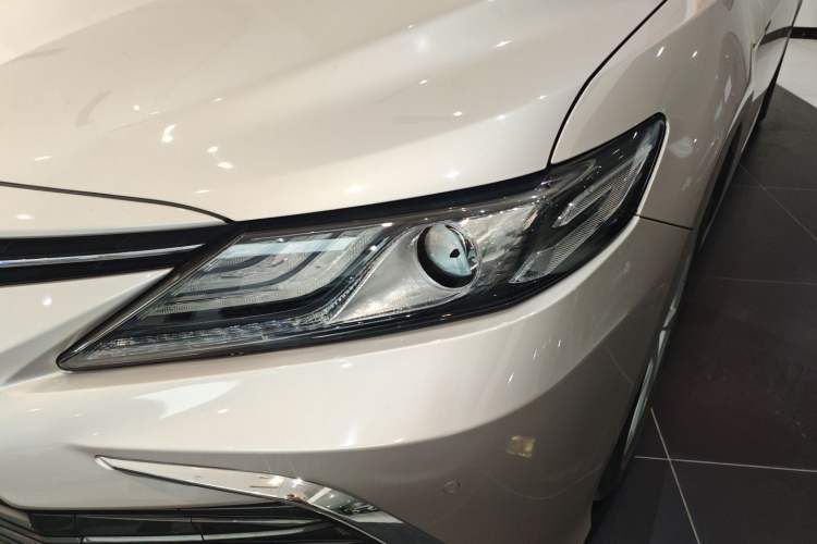 Used Toyota Camry 2021 2.0G Luxury Edition Left Front Headlight