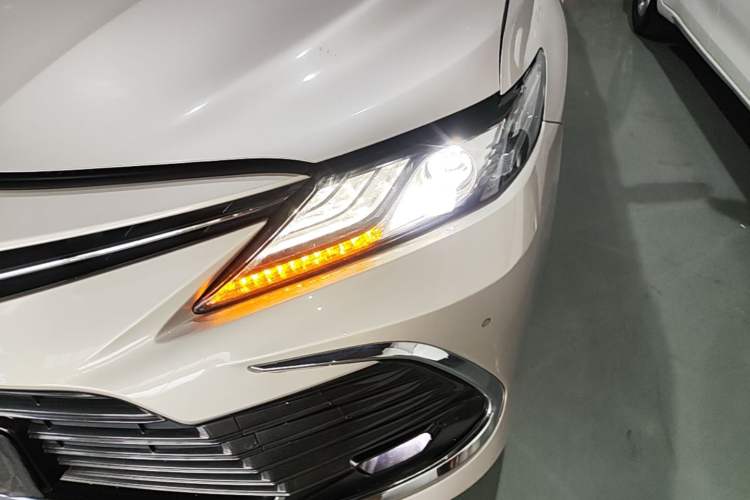 Used Toyota Camry 2021 2.5G Luxury Edition Left Front Headlight