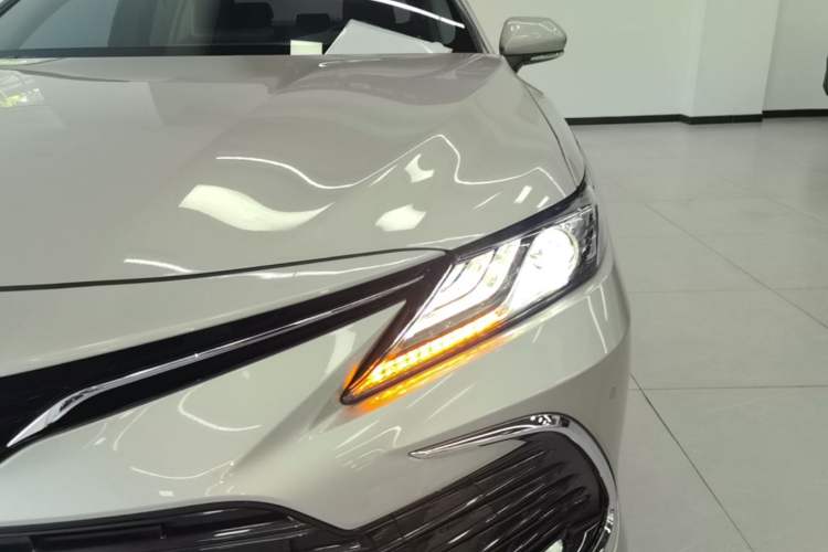 Used Toyota Camry 2021 2.5G Luxury Edition Left Front Headlight