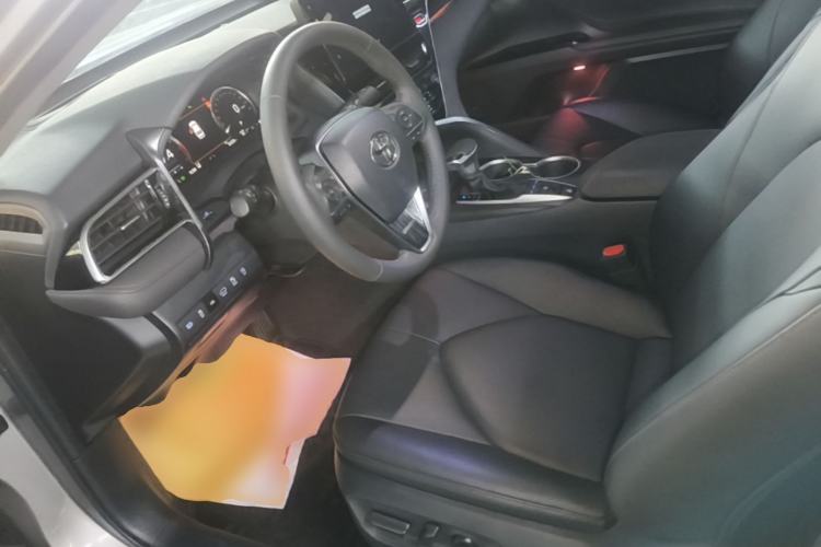 Used Toyota Camry 2021 2.5G Luxury Edition Left Front Seat