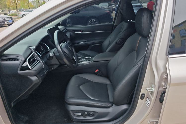 Used Toyota Camry 2021 2.0G Luxury Edition Left Front Seat