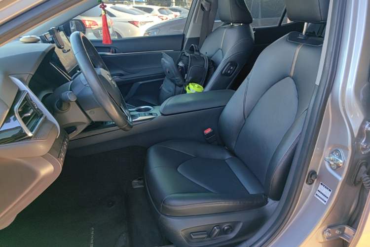 Used Toyota Camry 2021 2.5G Luxury Edition Left Front Seat