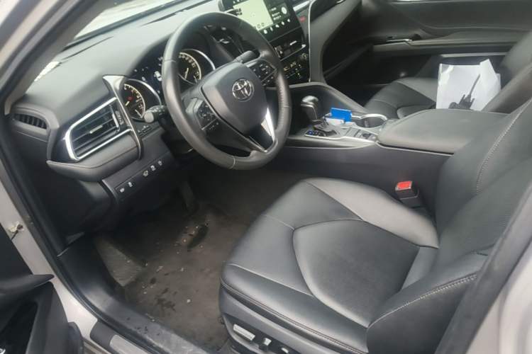 Used Toyota Camry 2021 2.0G Luxury Edition Left Front Seat