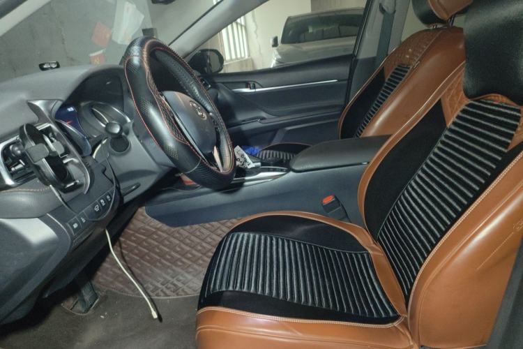 Used Toyota Camry 2021 2.0G Luxury Edition Left Front Seat