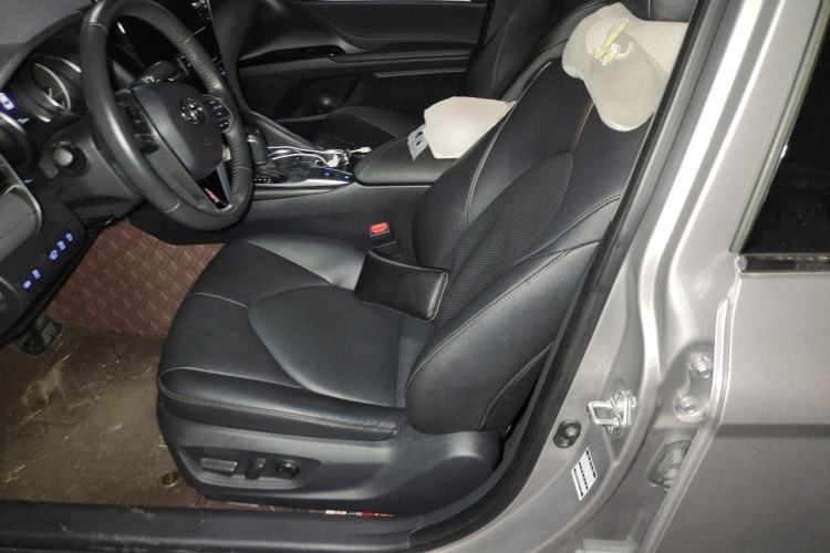 Used Toyota Camry 2021 2.0G Luxury Edition Left Front Seat