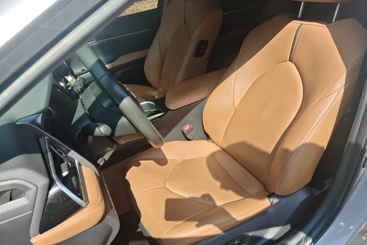 Used Toyota Camry 2021 2.0G Luxury Edition Left Front Seat