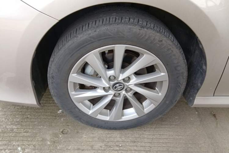 Used Toyota Camry 2021 2.0G Luxury Edition Left Front Wheel Hub