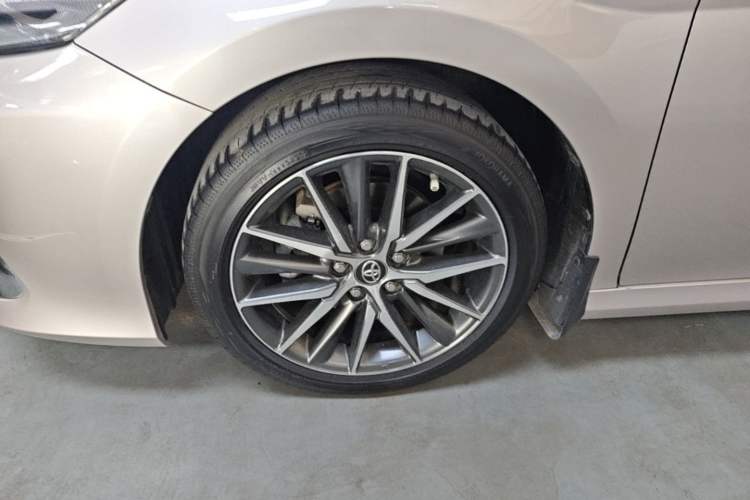 Used Toyota Camry 2021 2.5G Luxury Edition Left Front Wheel Hub
