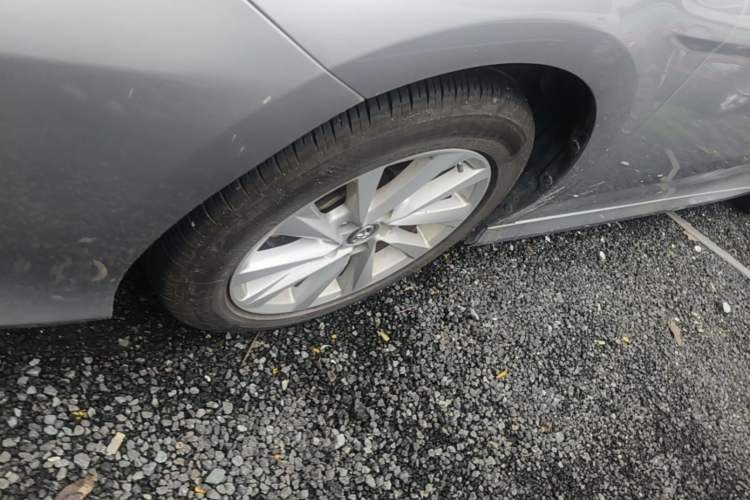 Used Toyota Camry 2021 2.0G Luxury Edition Left Front Wheel Hub