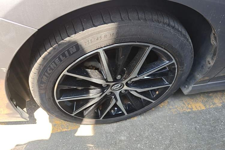 Used Toyota Camry 2021 2.5S Fēngshàng Edition Left Front Wheel Hub