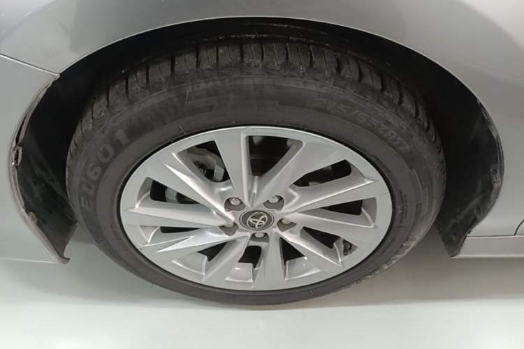 Used Toyota Camry 2021 2.0G Luxury Edition Left Front Wheel Hub