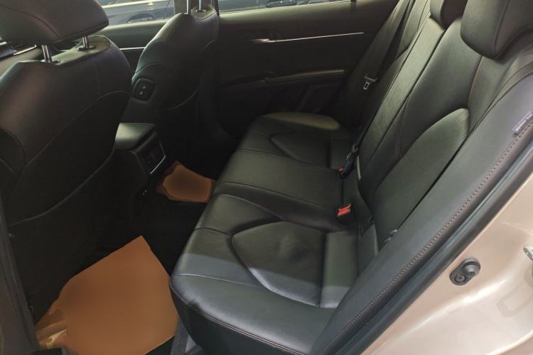 Used Toyota Camry 2021 2.0G Luxury Edition Left Rear Seat