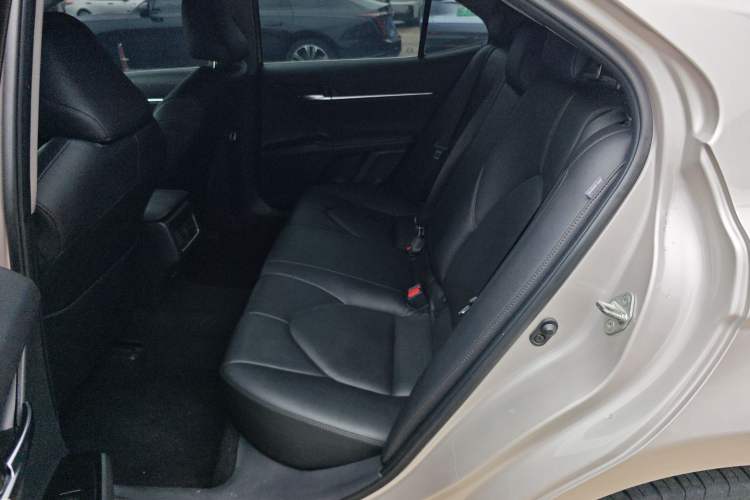 Used Toyota Camry 2021 2.0G Luxury Edition Left Rear Seat