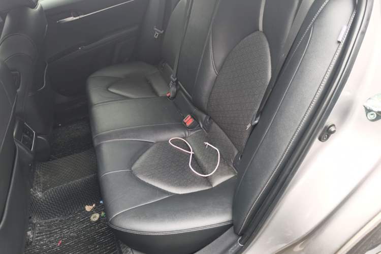 Used Toyota Camry 2021 2.5S Fēngshàng Edition Left Rear Seat