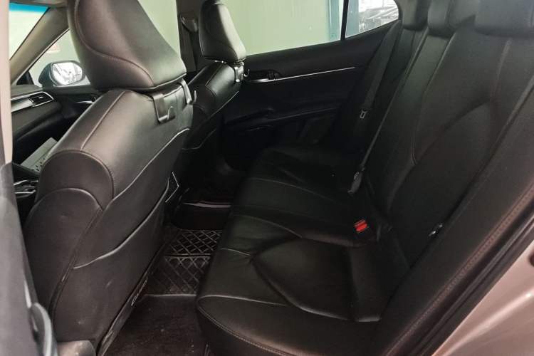 Used Toyota Camry 2021 2.0G Luxury Edition Left Rear Seat