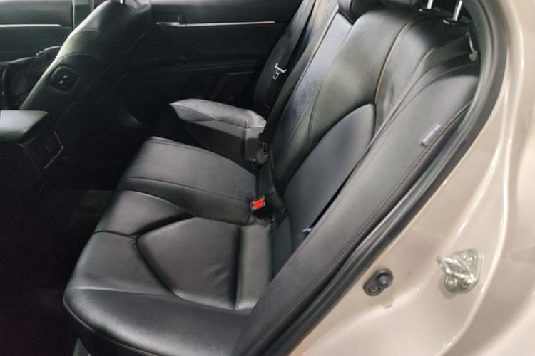 Used Toyota Camry 2021 2.5G Luxury Edition Left Rear Seat