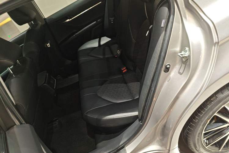 Used Toyota Camry 2021 Dual-Motor 2.5HS Fēngshàng Edition Left Rear Seat