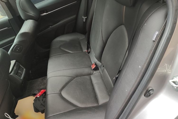 Used Toyota Camry 2021 2.5G Luxury Edition Left Rear Seat