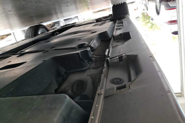 Used Toyota Camry 2021 2.5G Luxury Edition Left Side Sill