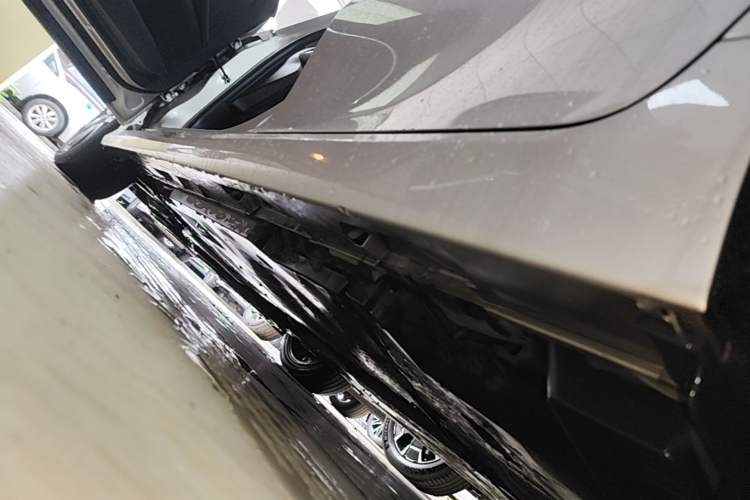 Used Toyota Camry 2021 2.5G Luxury Edition Left Side Sill