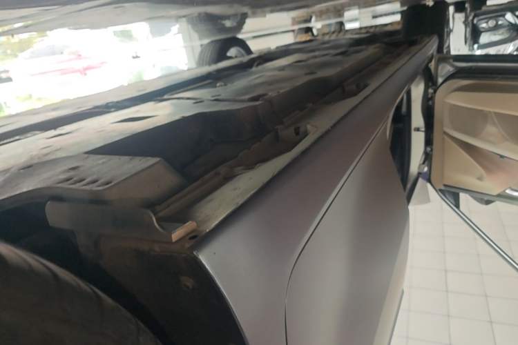 Used Toyota Camry 2021 2.5G Luxury Edition Left Side Sill