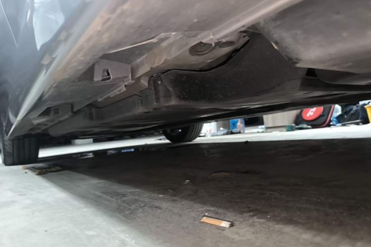 Used Toyota Camry 2021 Dual-Motor 2.5HG Luxury Edition Left Side Sill