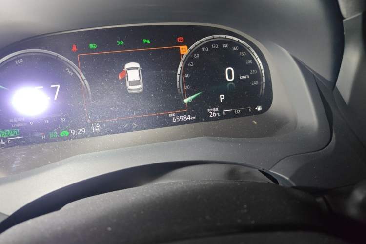 Used Toyota Camry 2021 Dual-Motor 2.5HG Luxury Edition Odometer Close Up