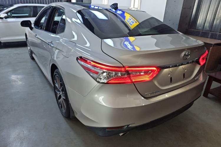 Used Toyota Camry 2021 2.5G Luxury Edition Rear Left 45 Deg
