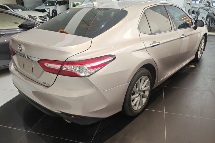 Used Toyota Camry 2021 2.0G Luxury Edition Rear Right 45 Deg
