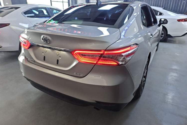 Used Toyota Camry 2021 2.5G Luxury Edition Rear Right 45 Deg