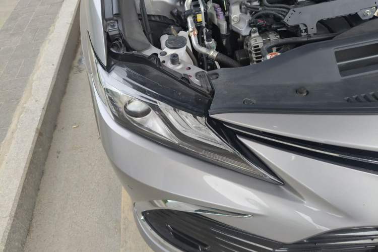 Used Toyota Camry 2021 2.5G Luxury Edition Right Front Headlight
