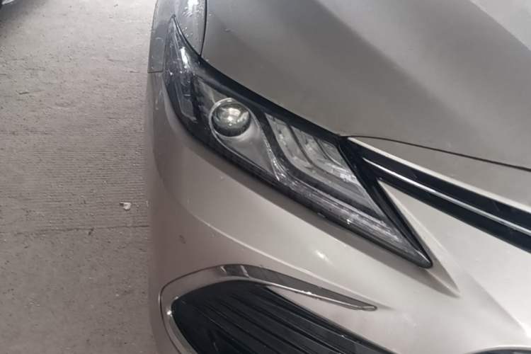 Used Toyota Camry 2021 2.0G Luxury Edition Right Front Headlight