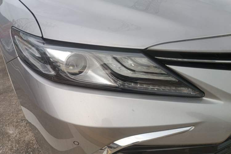 Used Toyota Camry 2021 2.0G Luxury Edition Right Front Headlight