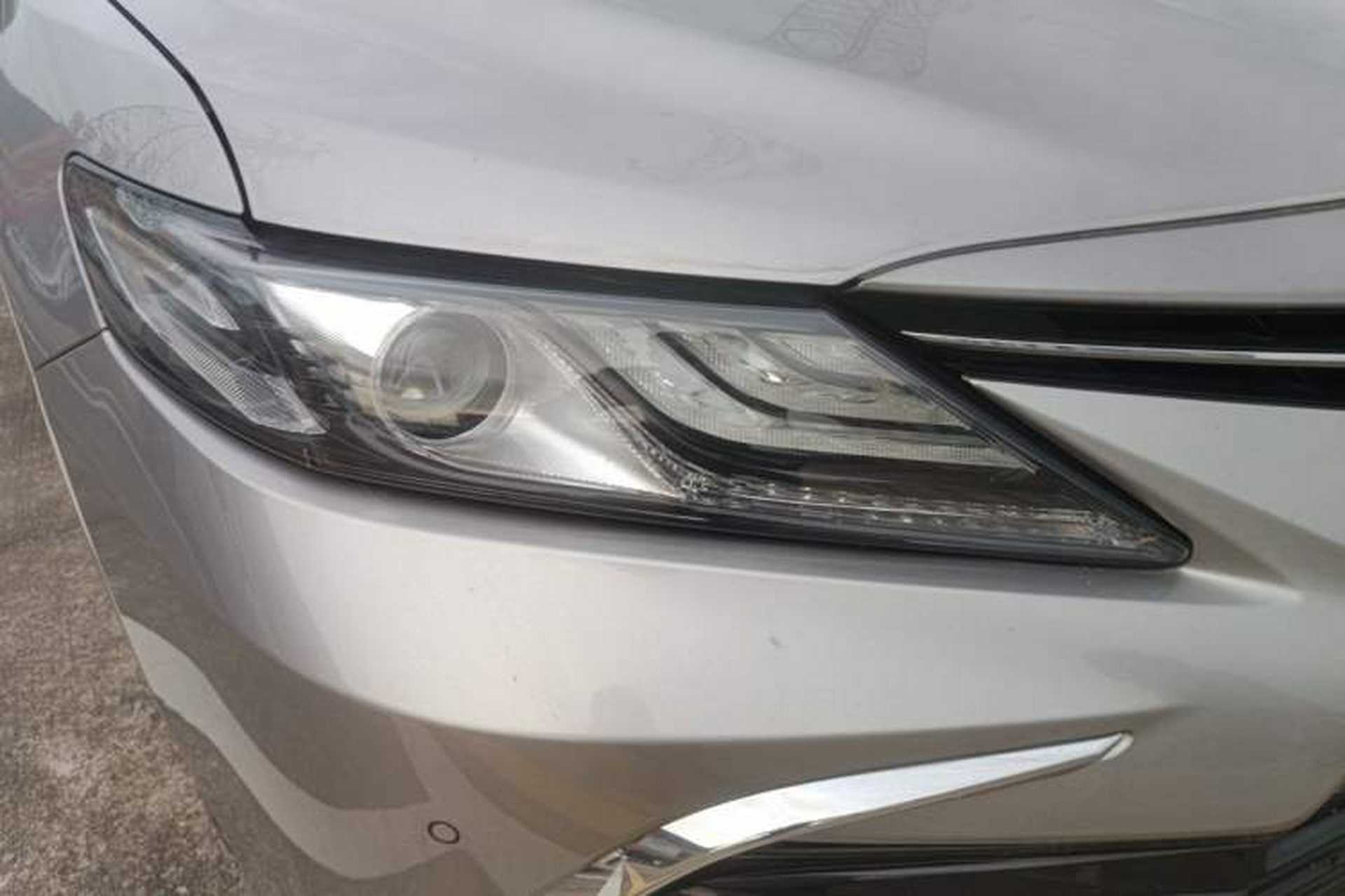 Used Toyota Camry 2021 2.0G Luxury Edition Right Front Headlight