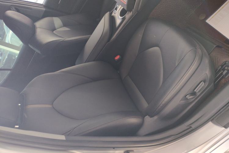 Used Toyota Camry 2021 2.0G Luxury Edition Right Front Seat
