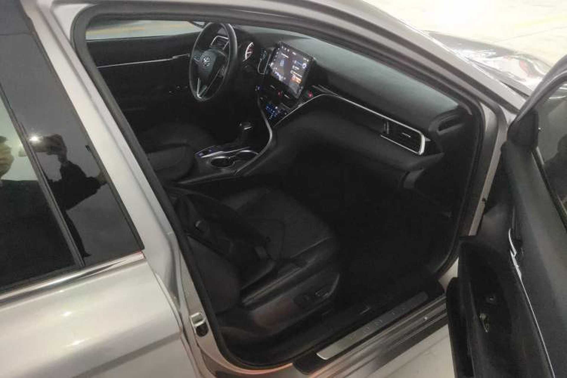 Used Toyota Camry 2021 2.0G Luxury Edition Right Front Seat