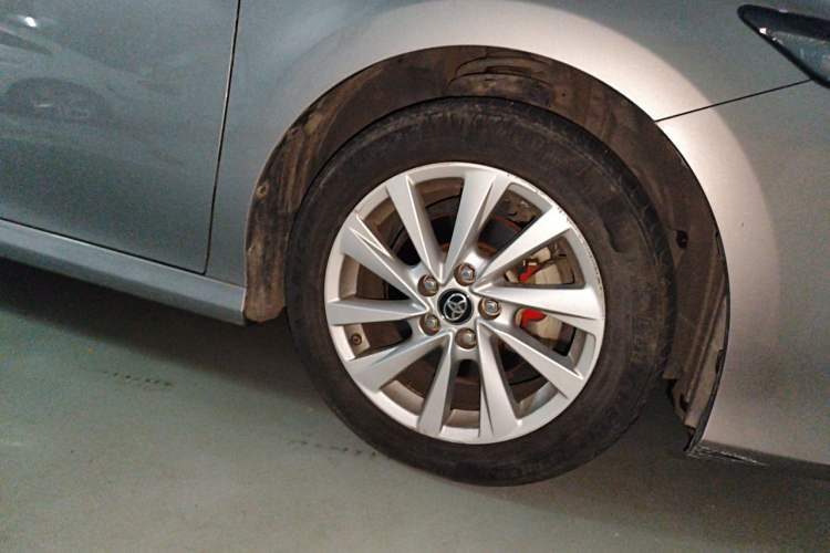 Used Toyota Camry 2021 2.0G Luxury Edition Right Front Wheel Hub