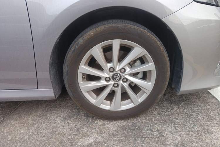 Used Toyota Camry 2021 2.0G Luxury Edition Right Front Wheel Hub