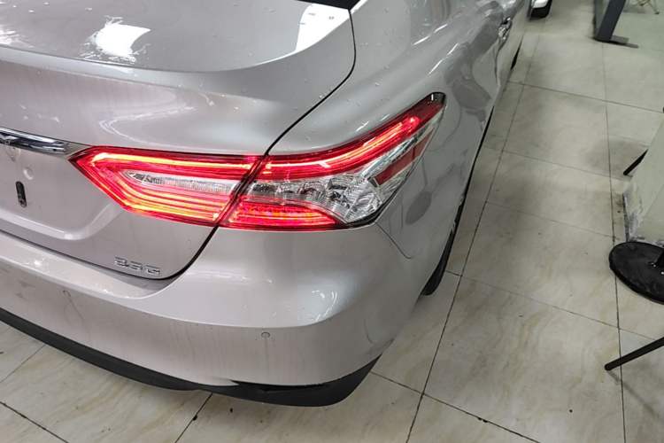 Used Toyota Camry 2021 2.5G Luxury Edition Right Rear Taillight