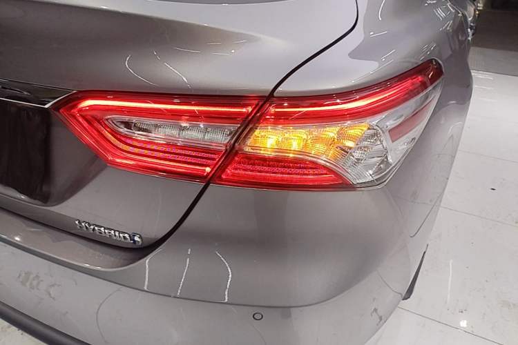 Used Toyota Camry 2021 Dual-Motor 2.5HG Luxury Edition Right Rear Taillight