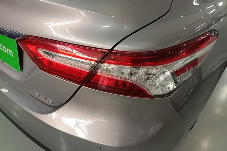 Used Toyota Camry 2021 2.0G Luxury Edition Right Rear Taillight