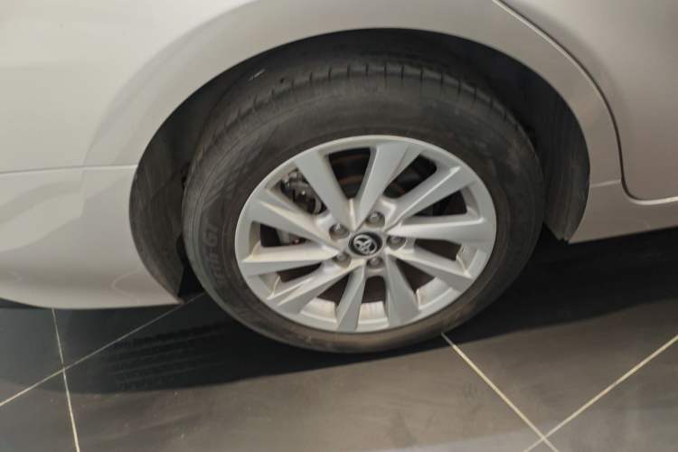 Used Toyota Camry 2021 2.0G Luxury Edition Right Rear Wheel Hub
