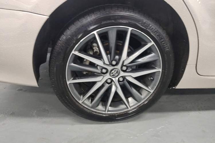 Used Toyota Camry 2021 2.5G Luxury Edition Right Rear Wheel Hub